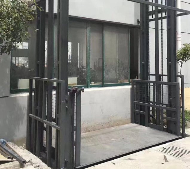 金华导轨式施工升降机助力民生工程提速增效