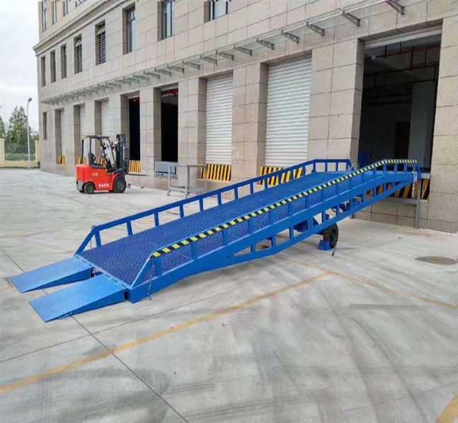 金华移动式登车桥装卸
